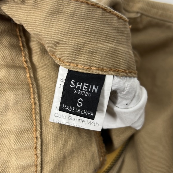 Beige Long Cargo Pants // Boyfriend Jeans - Picture 9 of 12